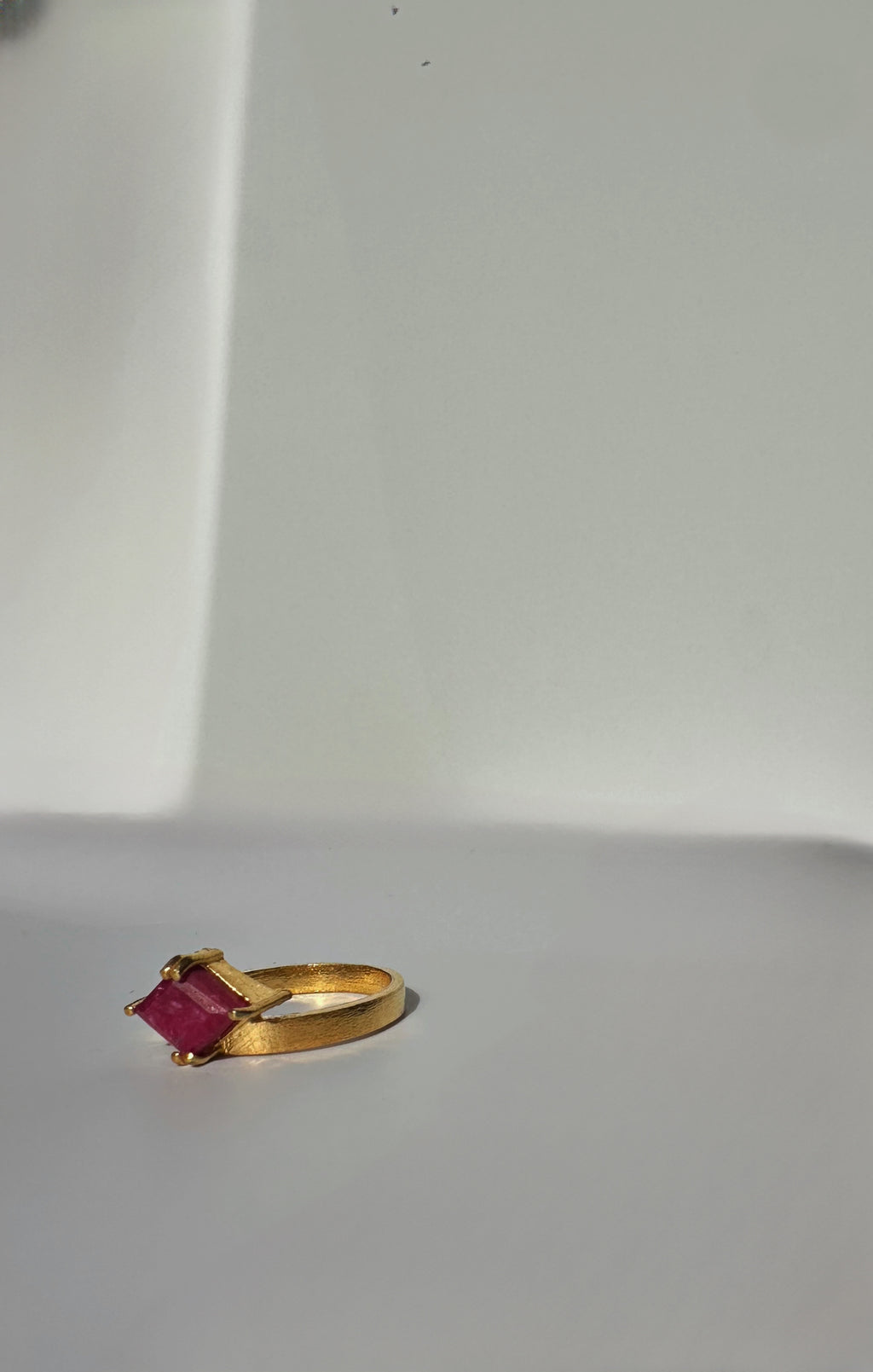 عَبلة Ring