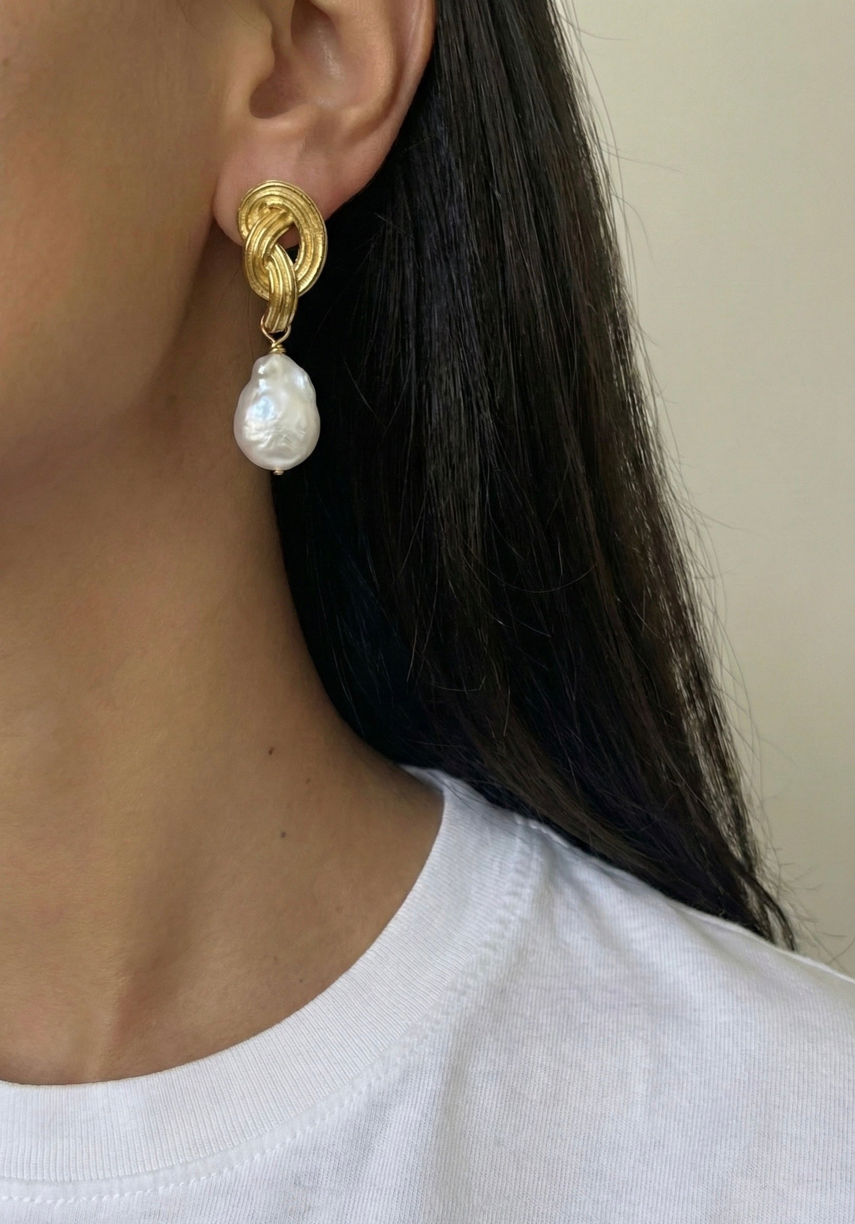 Baroque Pearl Earrings
