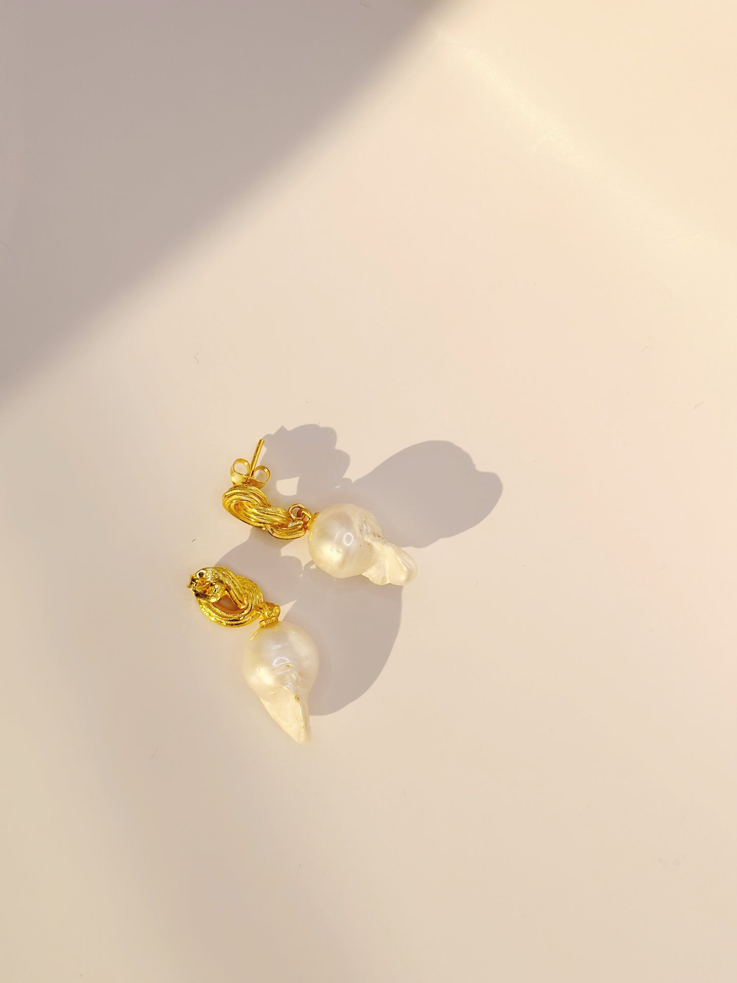 Baroque Pearl Earrings