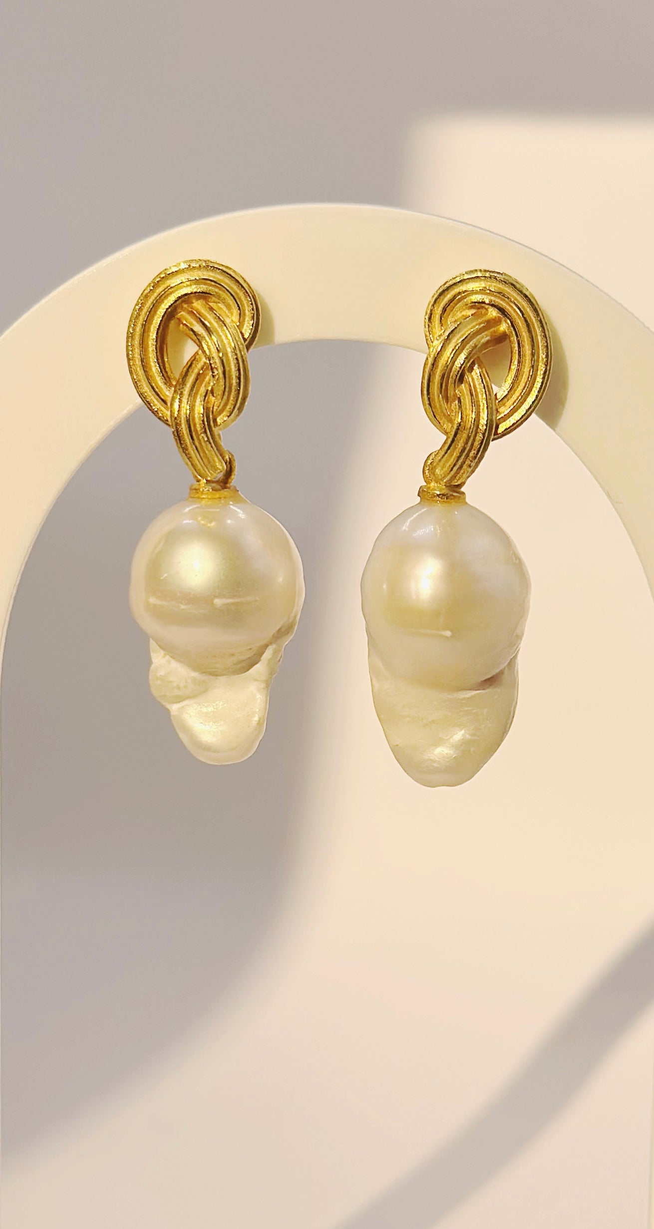 Baroque Pearl Earrings