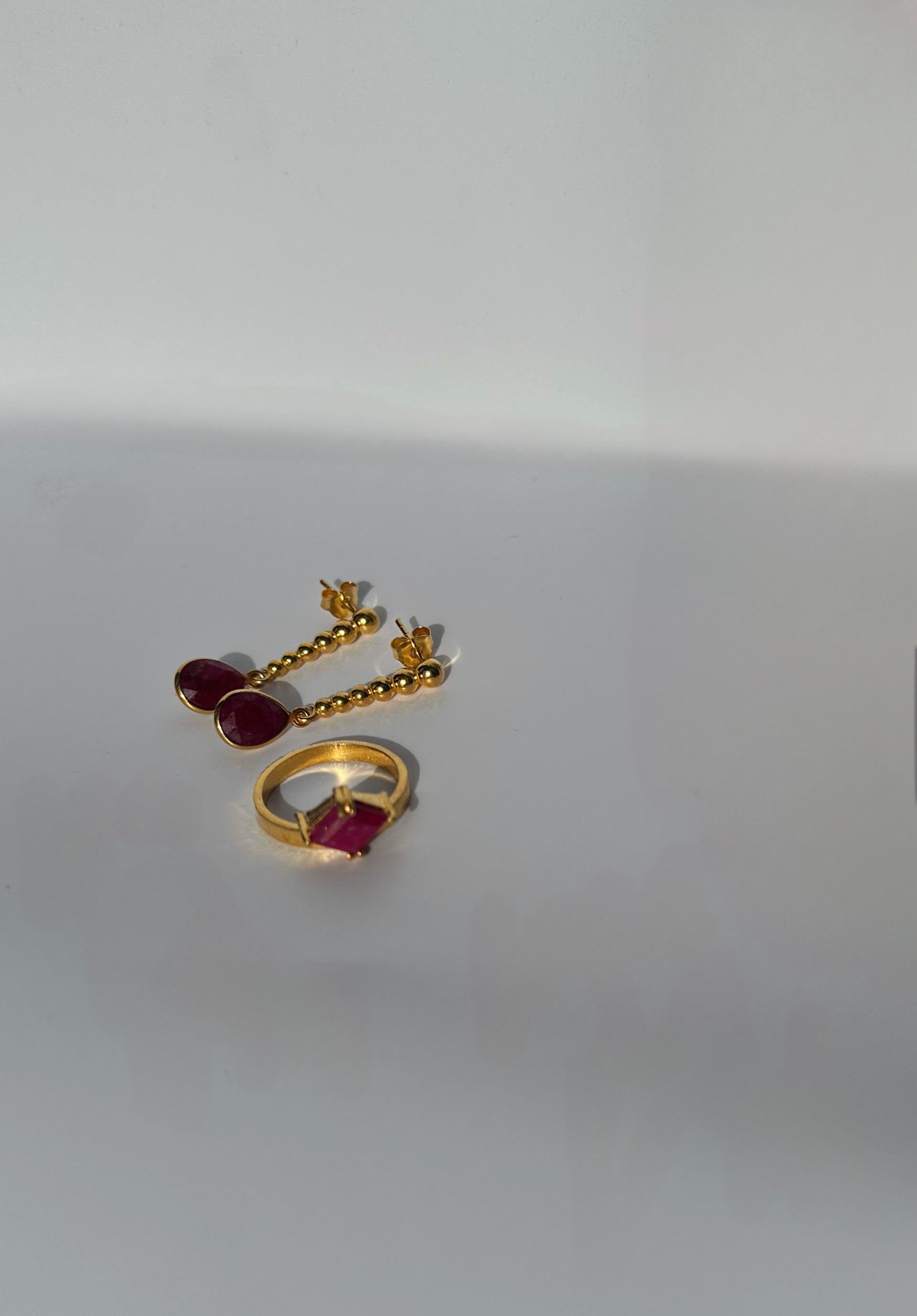 عَبلة Earrings